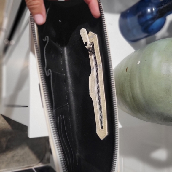 Burberry RARE Leather calf Beige Woven Wallet clutch - Picture 8 of 8